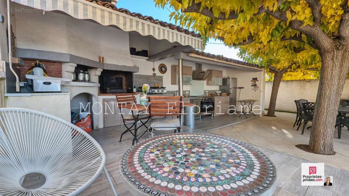 Maison à ROQUEBRUNE-SUR-ARGENS