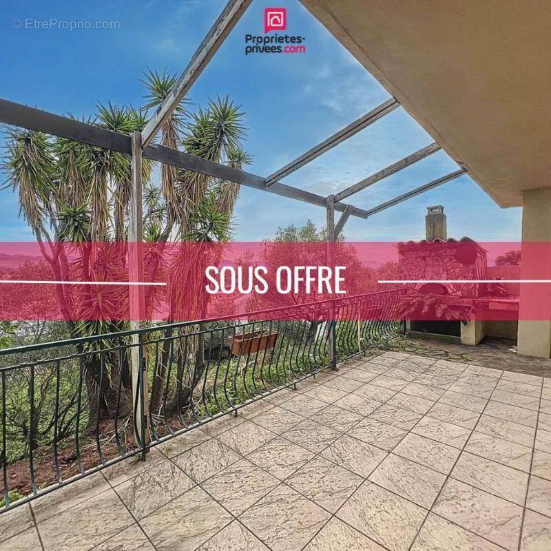 Appartement à SOLLIES-VILLE