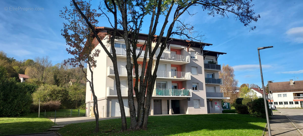 Appartement à BELLEGARDE-SUR-VALSERINE