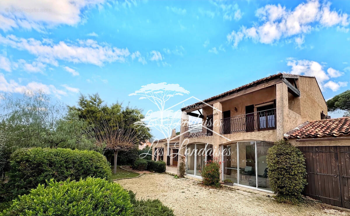 Maison à LA LONDE-LES-MAURES