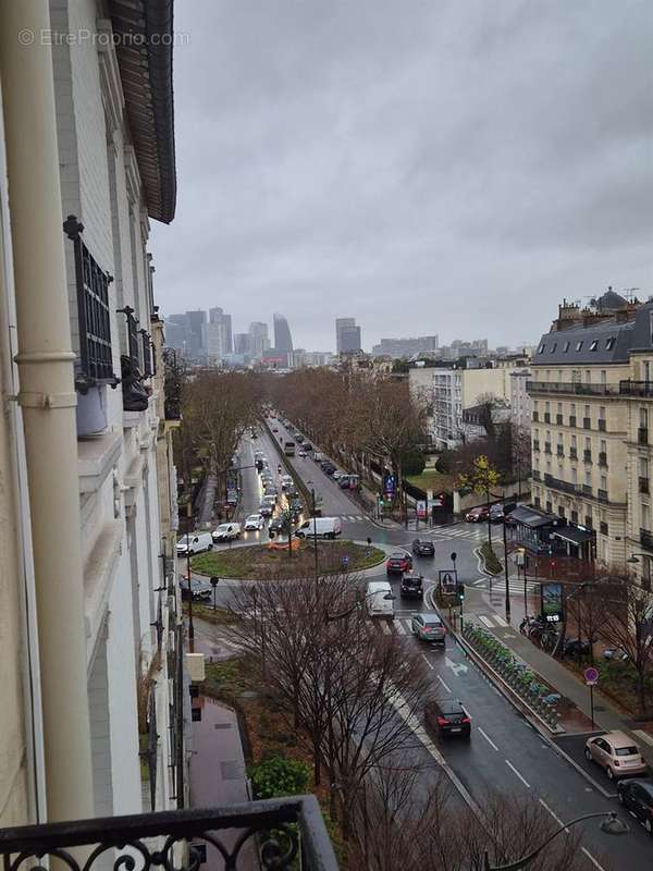 Appartement à LEVALLOIS-PERRET