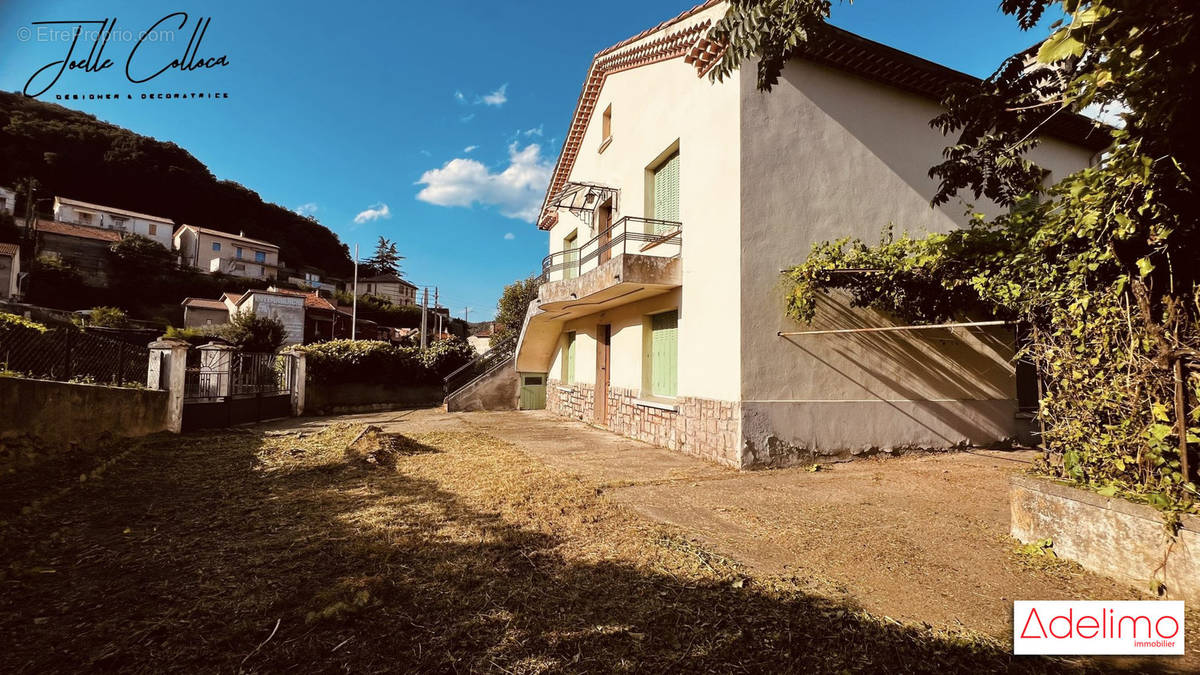 Maison à LES SALLES-DU-GARDON