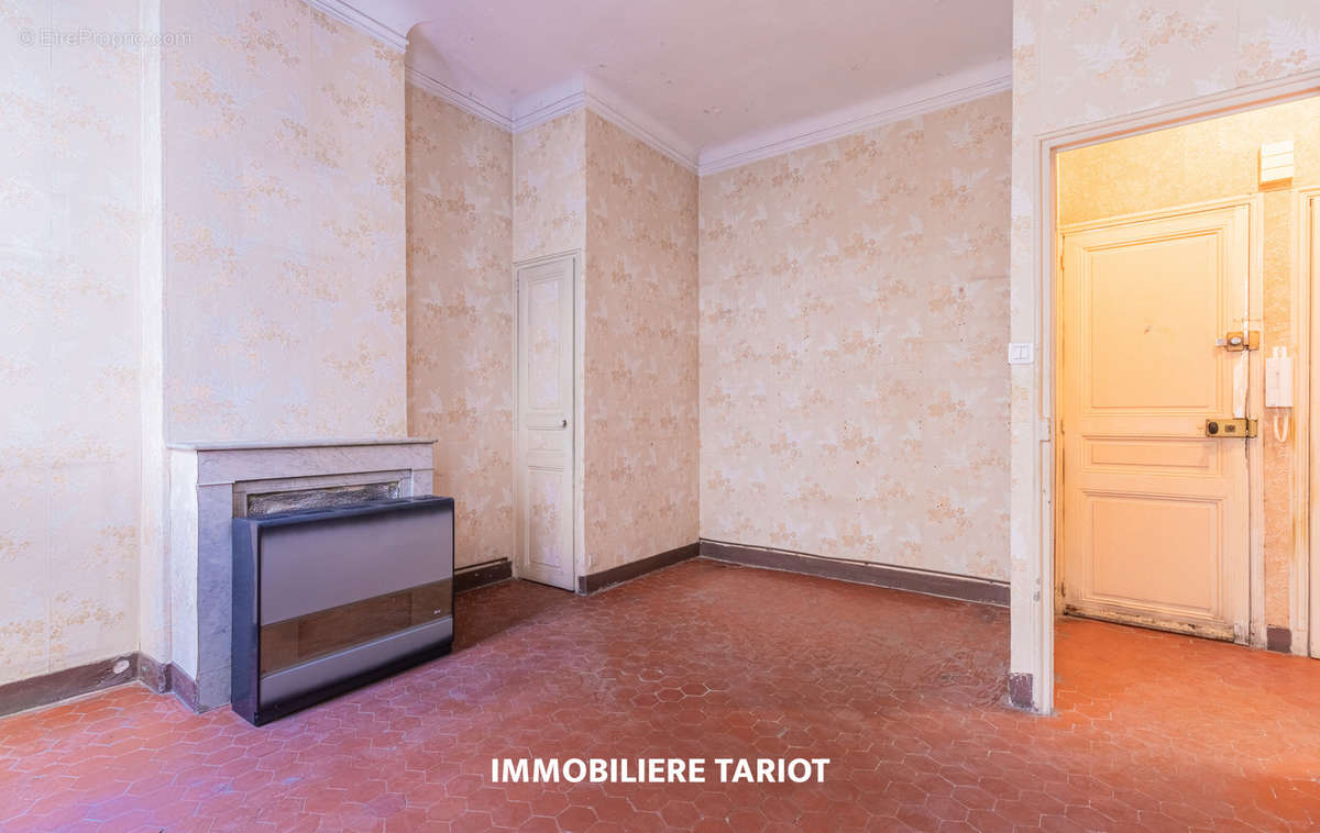 Appartement à MARSEILLE-7E