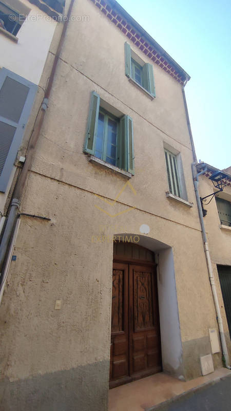 Maison à L&#039;ISLE-SUR-LA-SORGUE