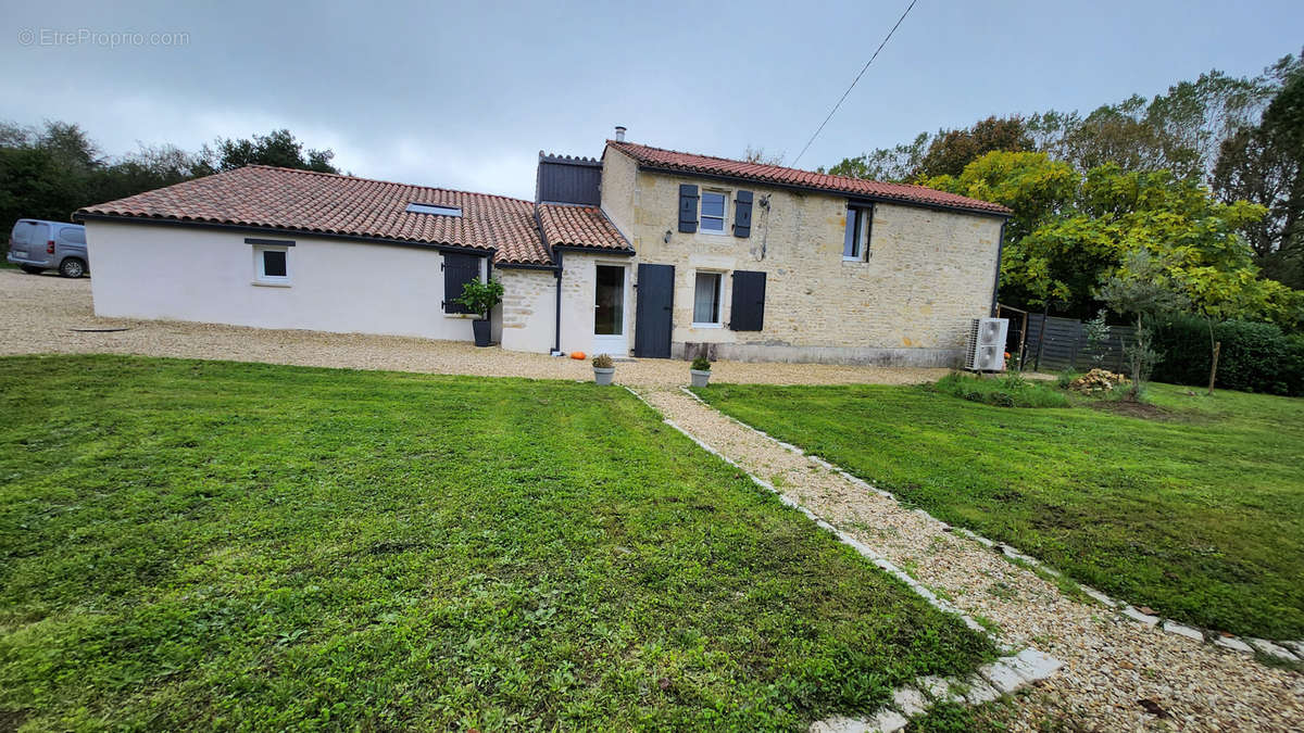 Maison à SAINTE-HERMINE