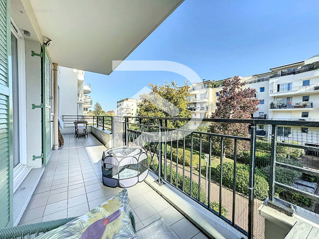 Appartement à RUEIL-MALMAISON