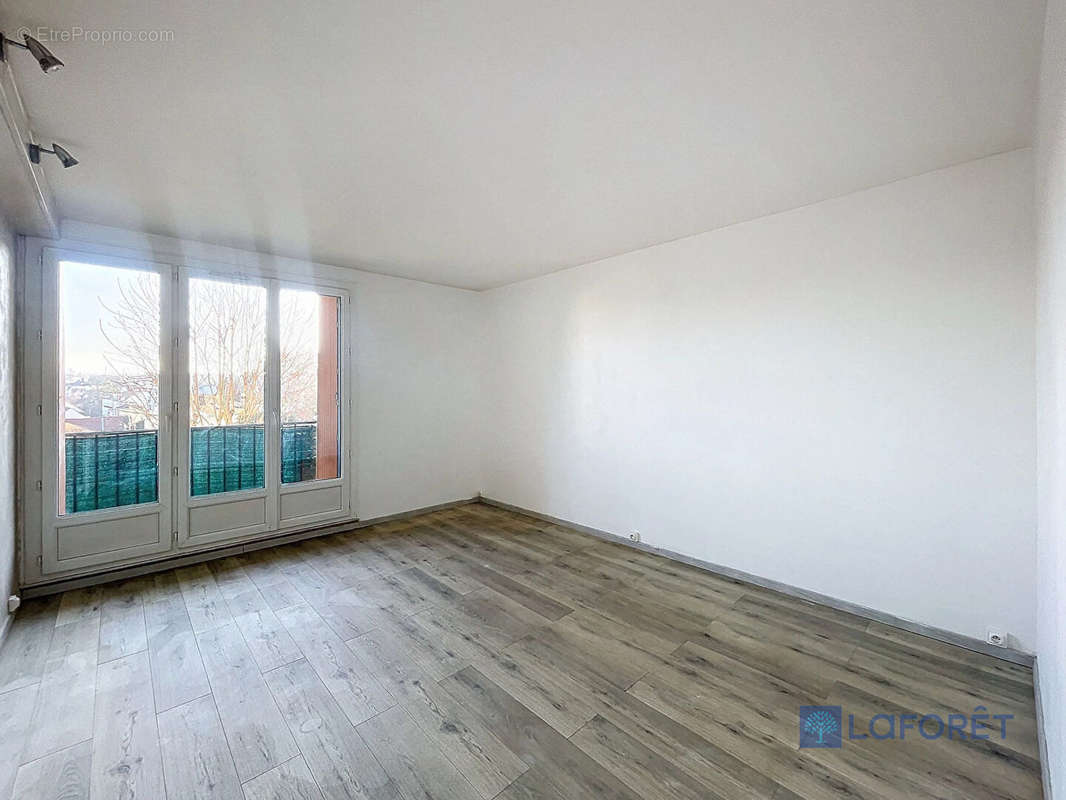 Appartement à ARPAJON