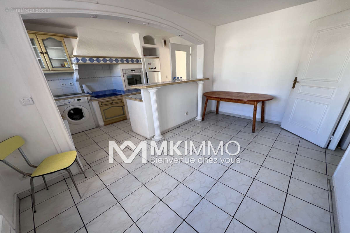 Appartement à VILLENEUVE-LOUBET