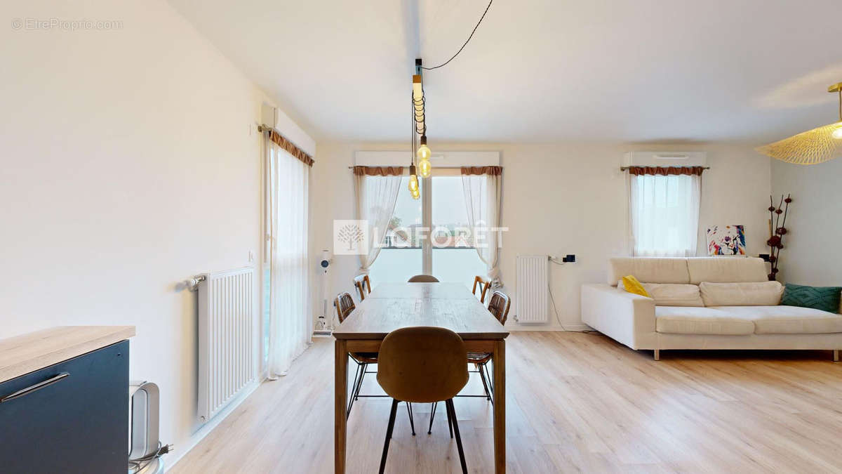 Appartement à NANTERRE