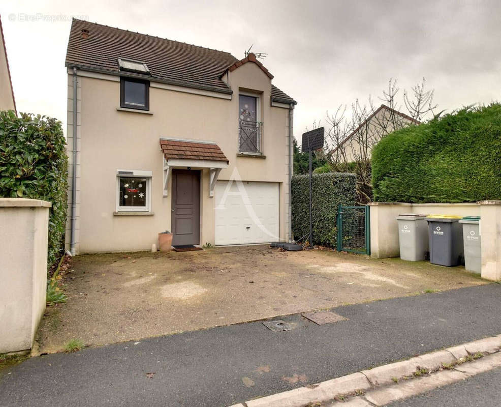 Maison à BRIE-COMTE-ROBERT