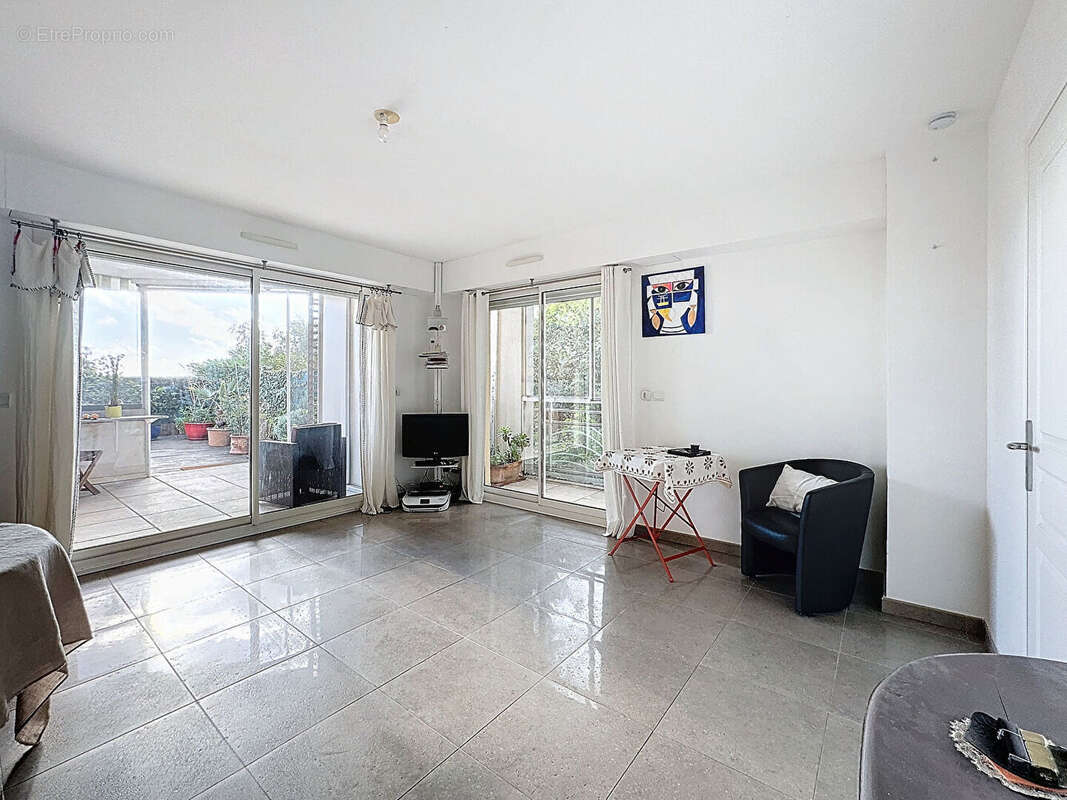 Appartement à ROQUEBRUNE-CAP-MARTIN