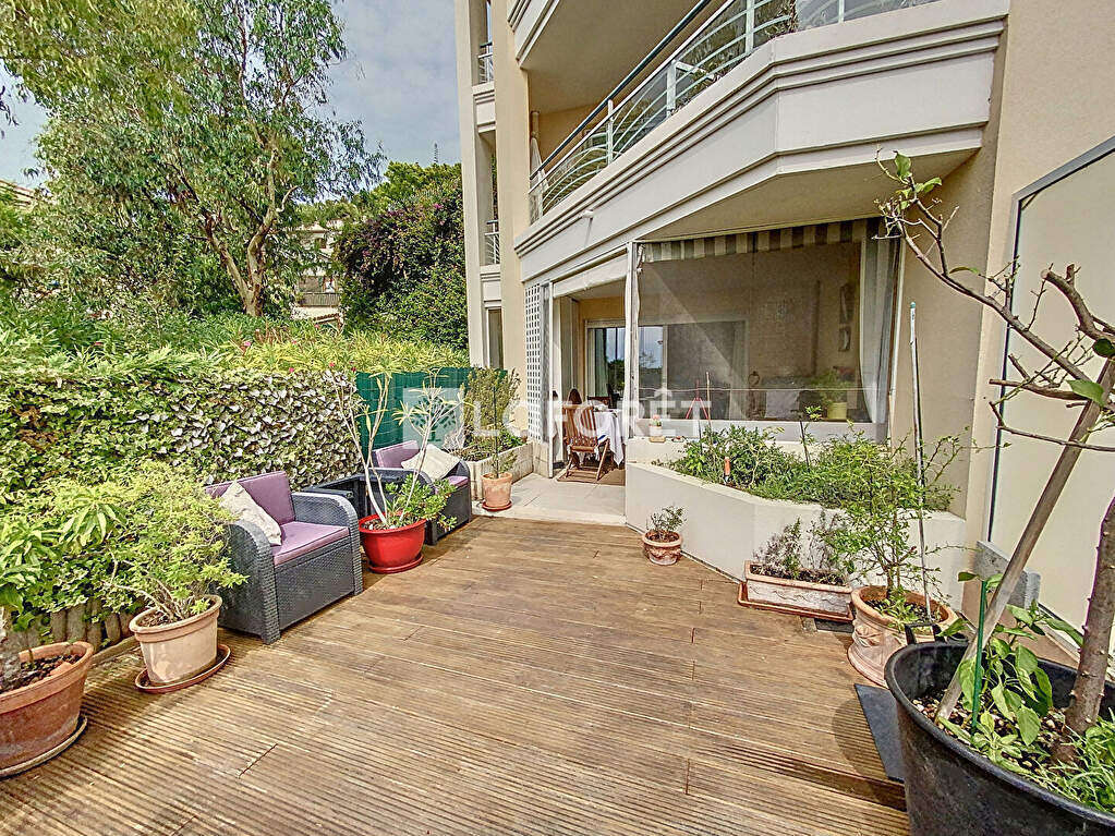 Appartement à ROQUEBRUNE-CAP-MARTIN