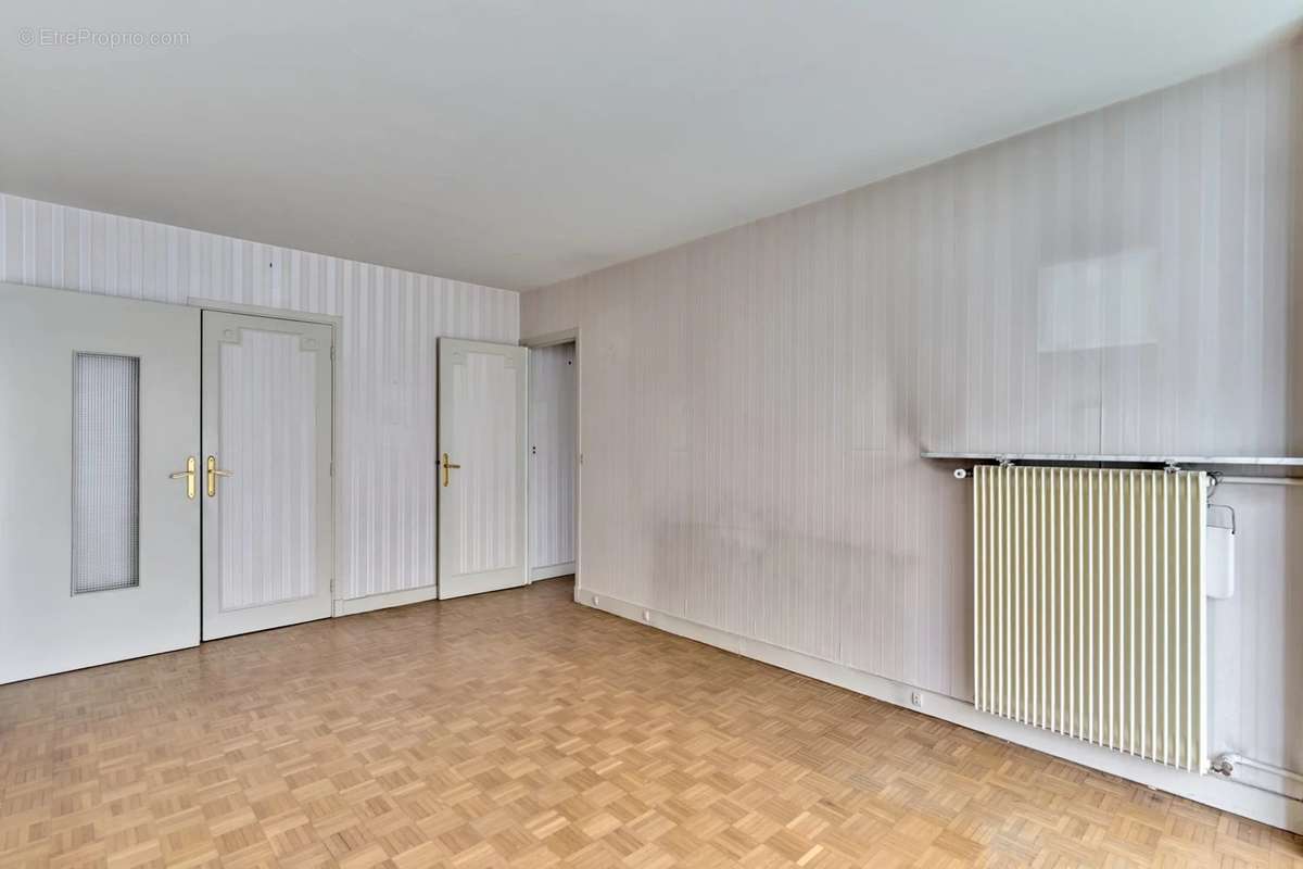 Appartement à PARIS-20E