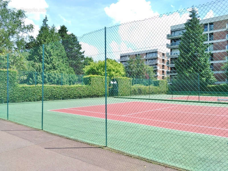 Appartement à JOUY-EN-JOSAS