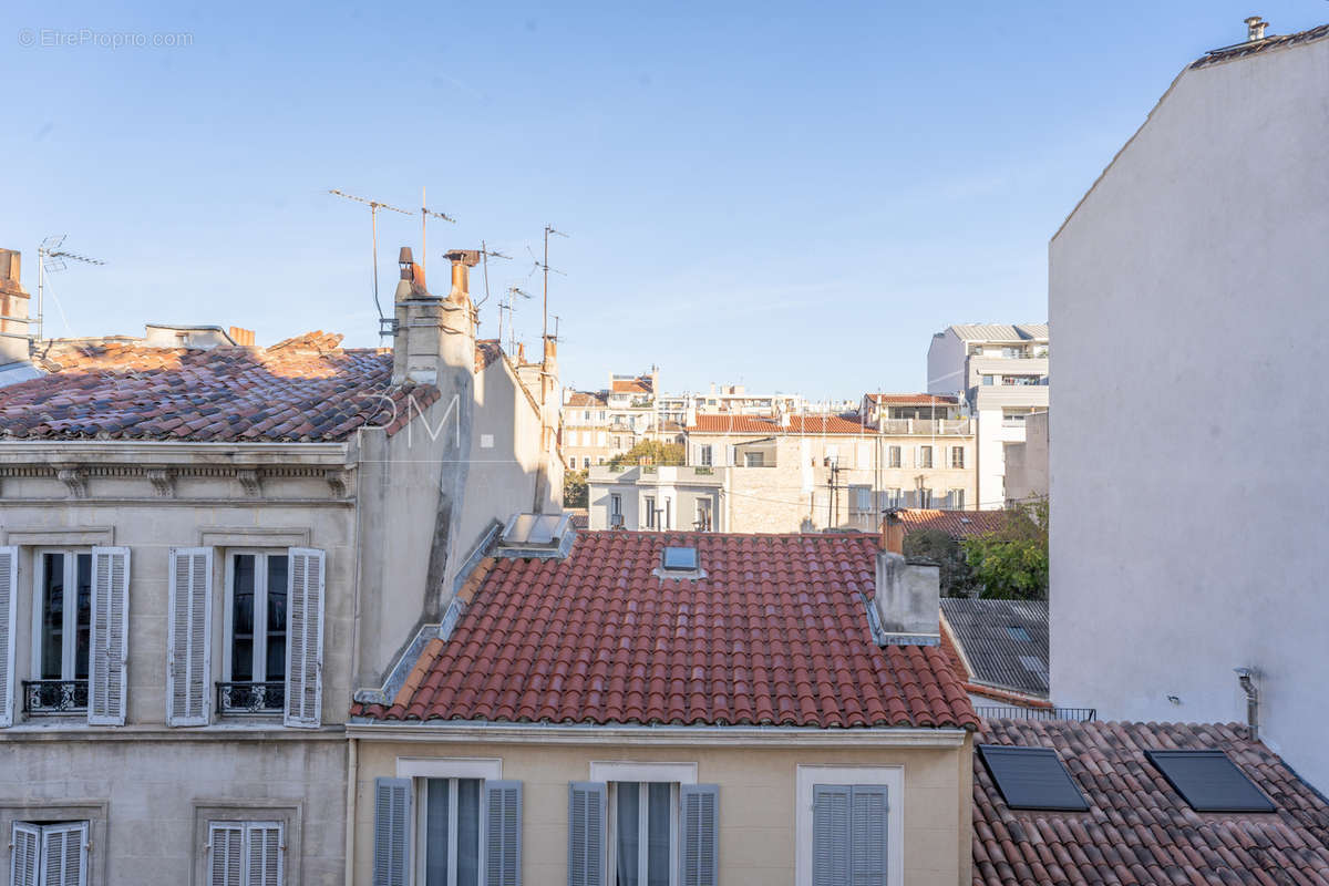 Appartement à MARSEILLE-5E