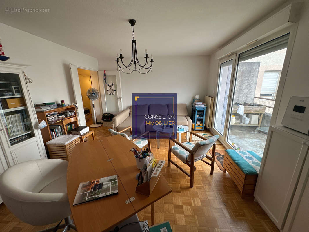 Appartement à LYON-8E