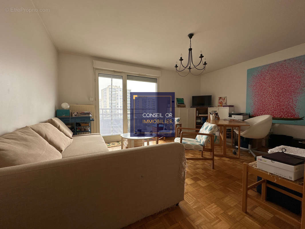 Appartement à LYON-8E