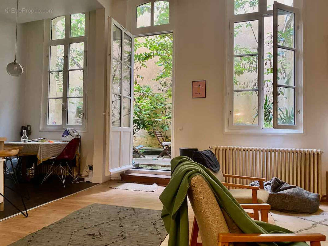 Appartement à BORDEAUX