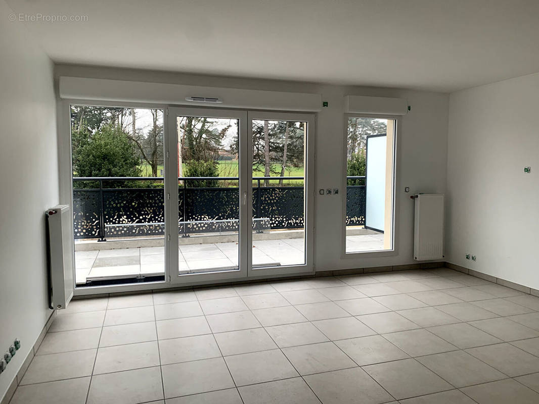 Appartement à SAINT-SYMPHORIEN-D&#039;OZON