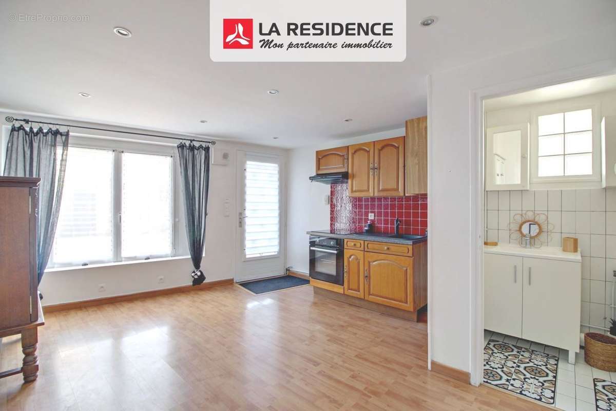 Appartement à LES ALLUETS-LE-ROI