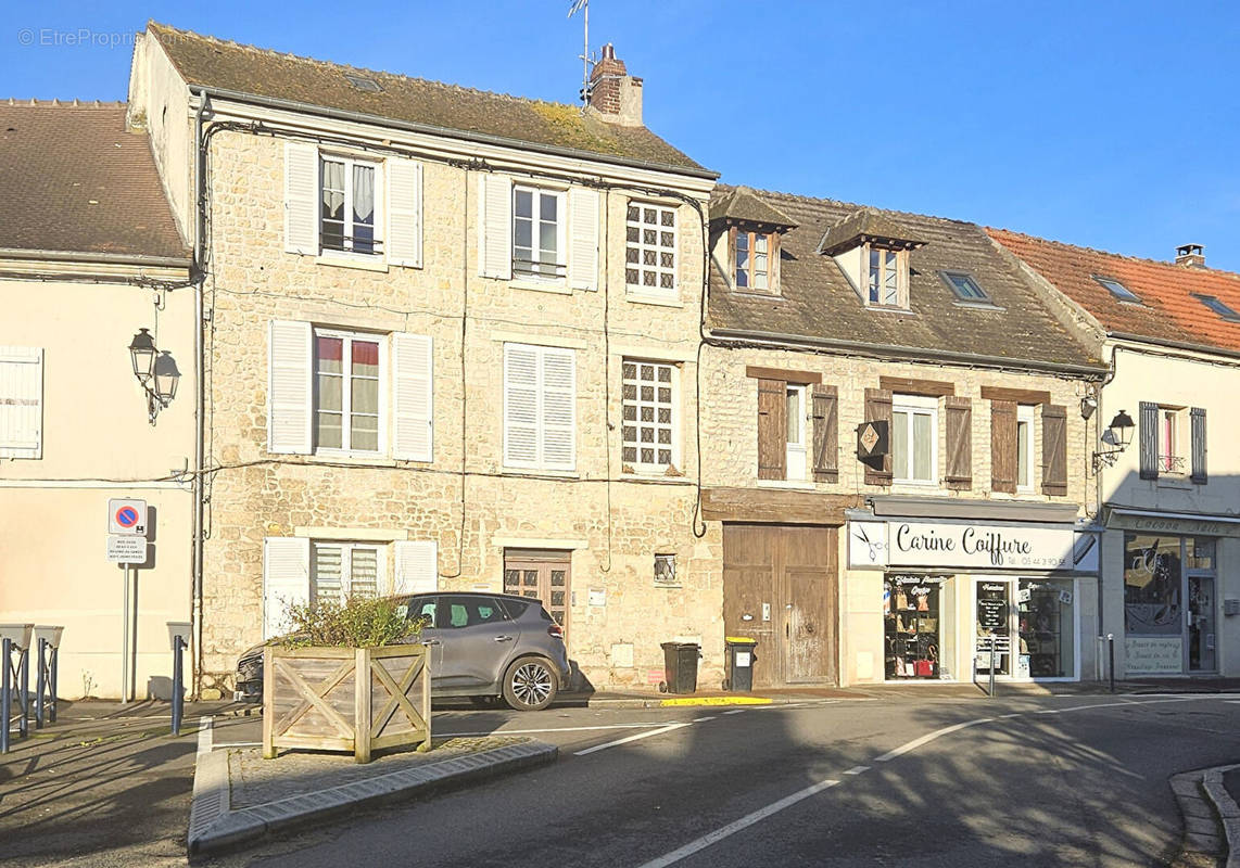 Appartement à GOUVIEUX