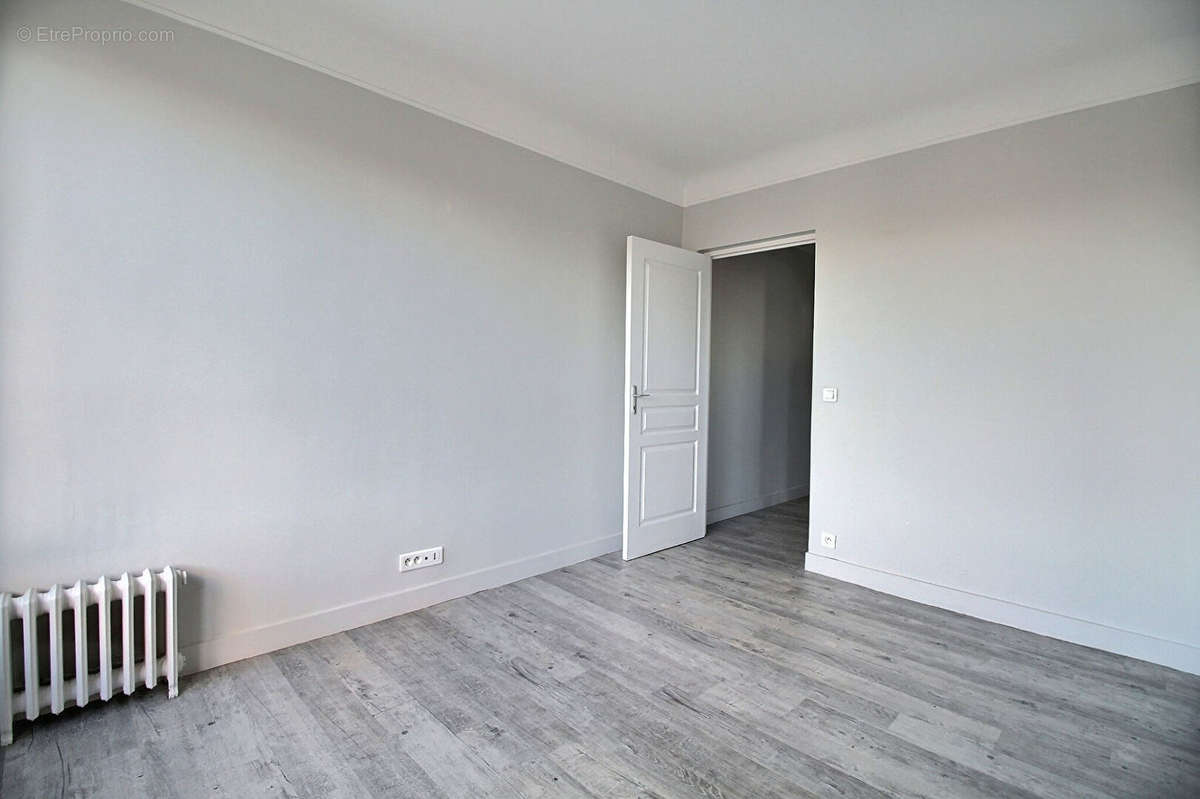 Appartement à COLOMBES