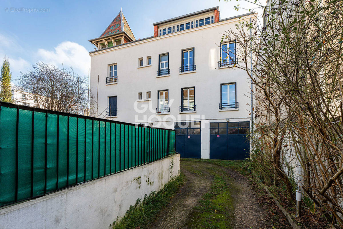 Appartement à ASNIERES-SUR-SEINE