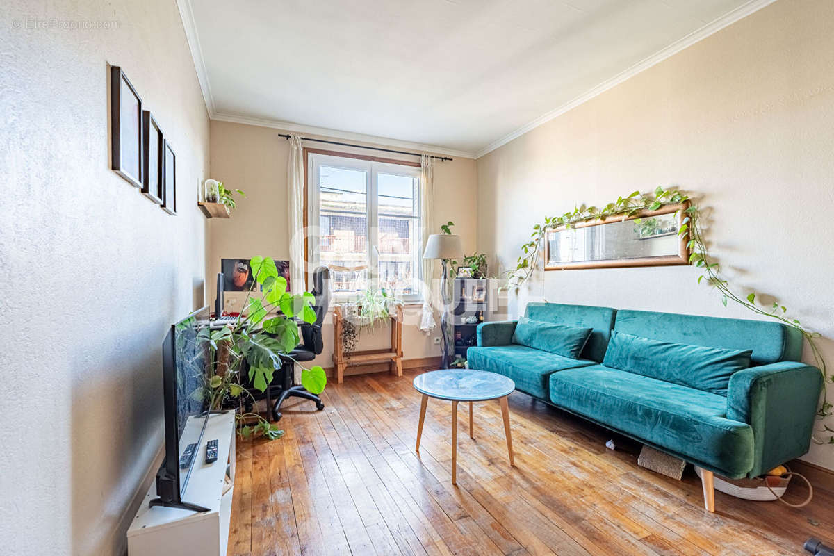 Appartement à ASNIERES-SUR-SEINE