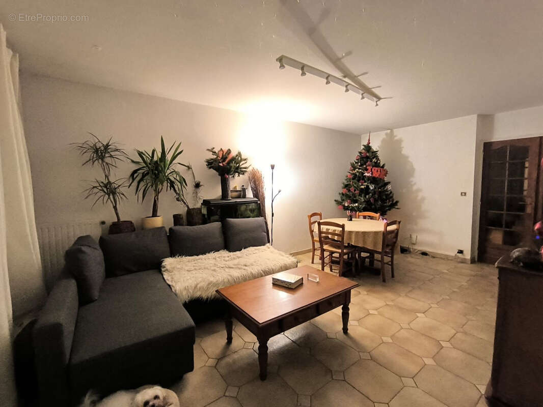 Appartement à CLICHY-SOUS-BOIS