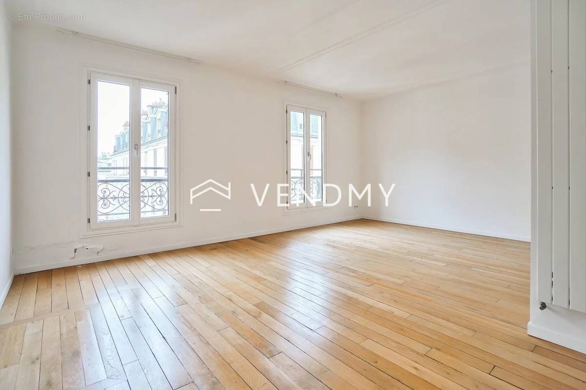 Appartement à PARIS-12E