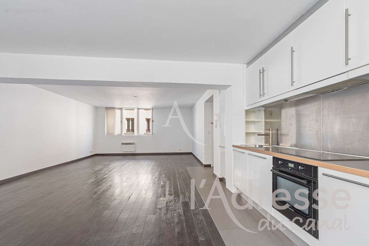 Appartement à PARIS-11E