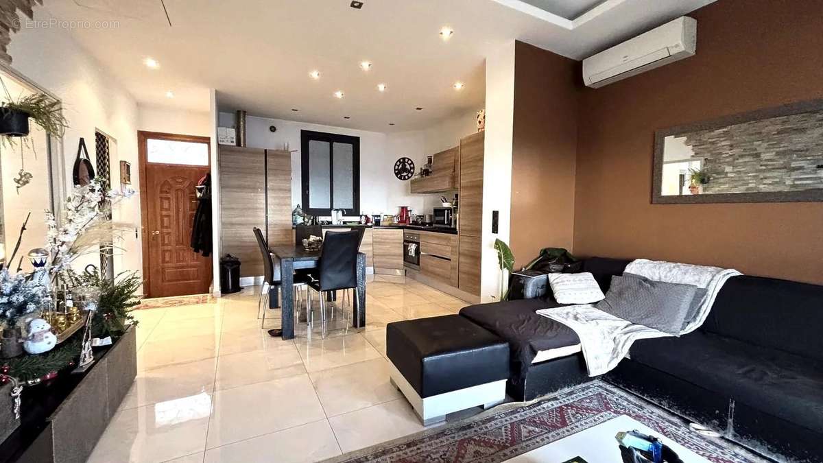 Appartement à BEAUSOLEIL