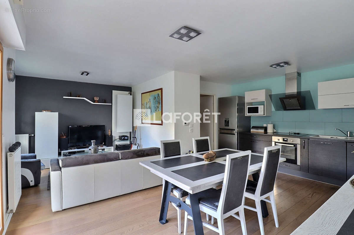 Appartement à VITRY-SUR-SEINE