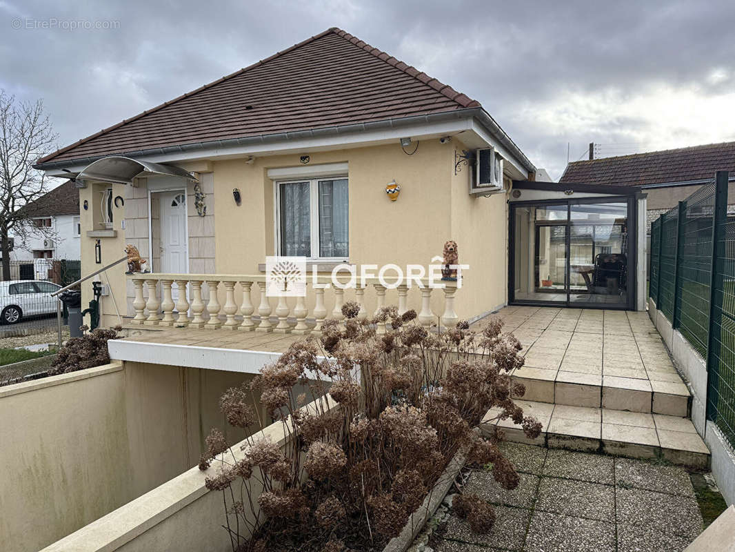 Maison à SOTTEVILLE-LES-ROUEN