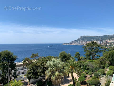 Appartement à ROQUEBRUNE-CAP-MARTIN