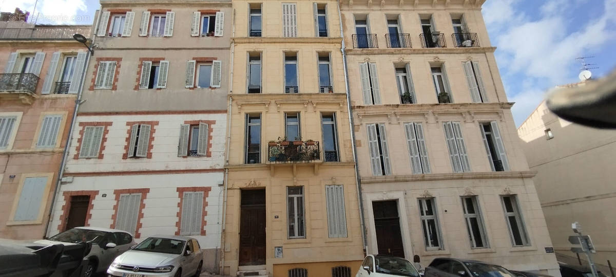 Appartement à MARSEILLE-6E