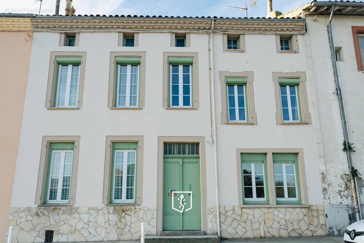 Maison à SAVERDUN