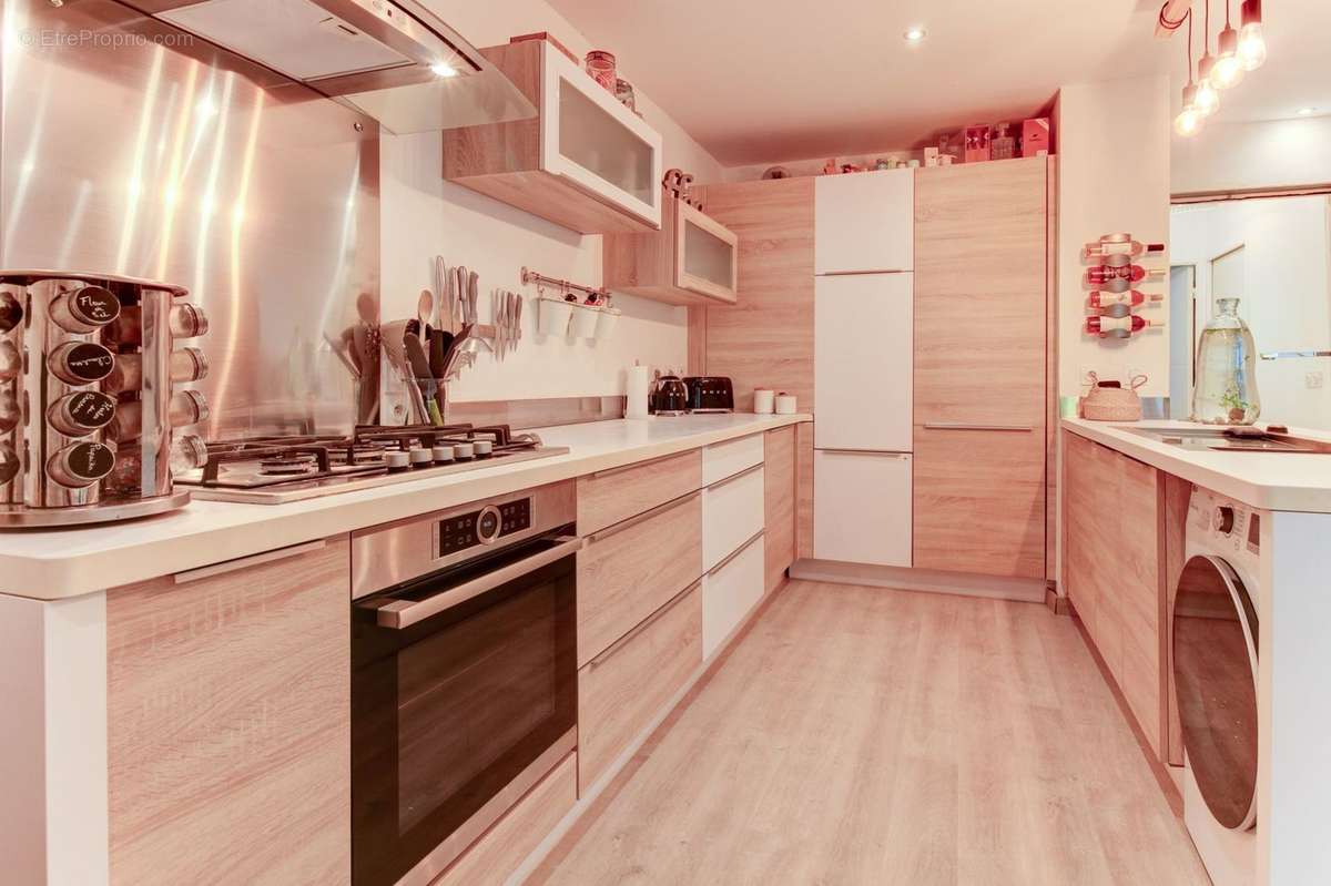 Appartement à VILLENEUVE-LOUBET