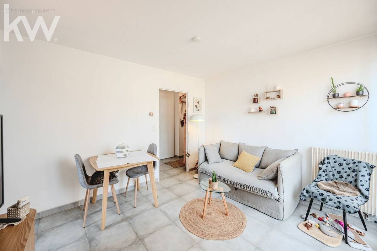 Appartement à HYERES