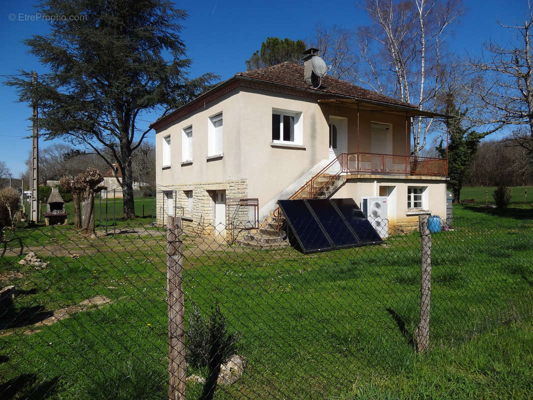 Maison à SAINT-JORY-LAS-BLOUX