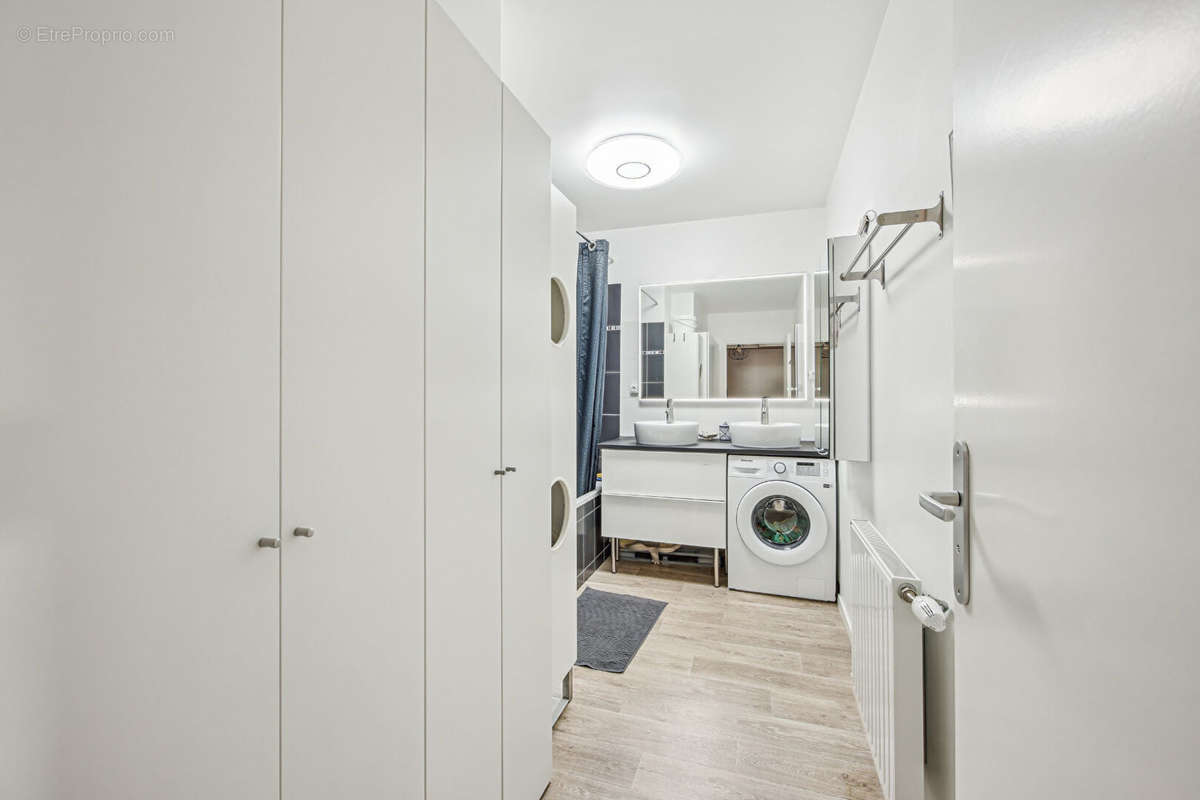 Appartement à NANTERRE