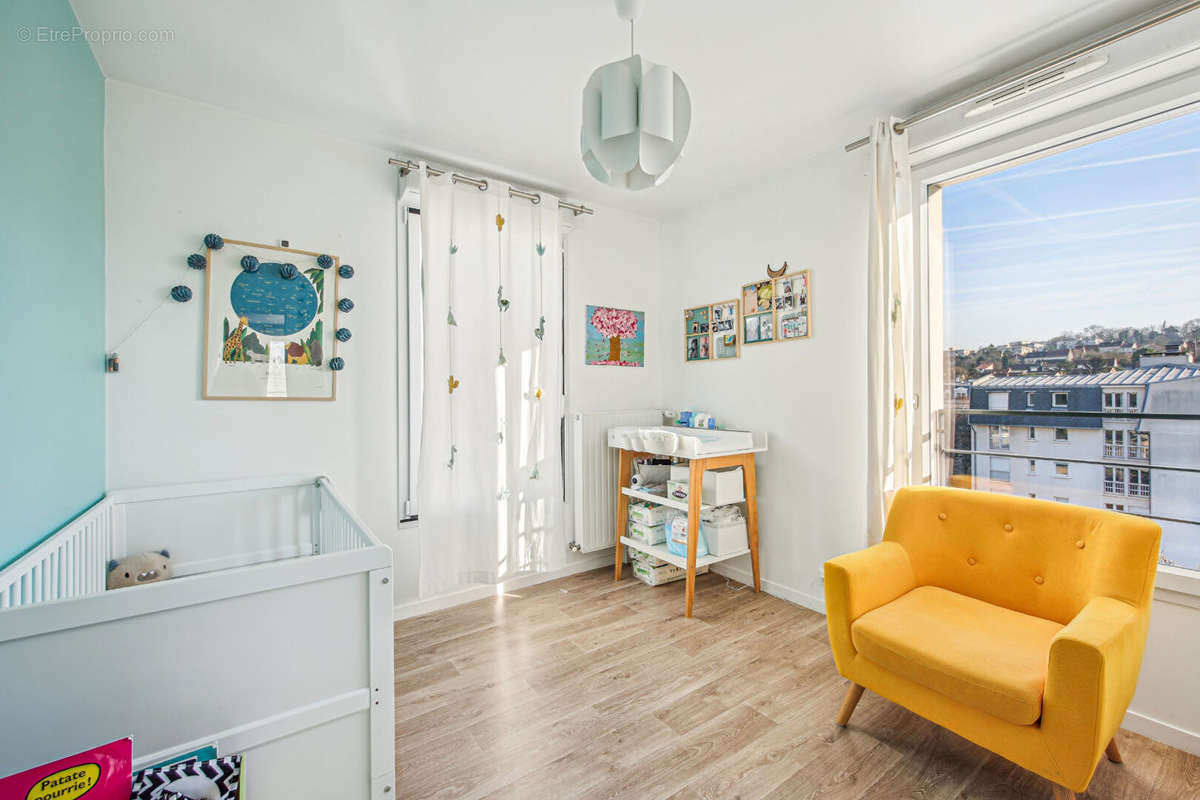 Appartement à NANTERRE