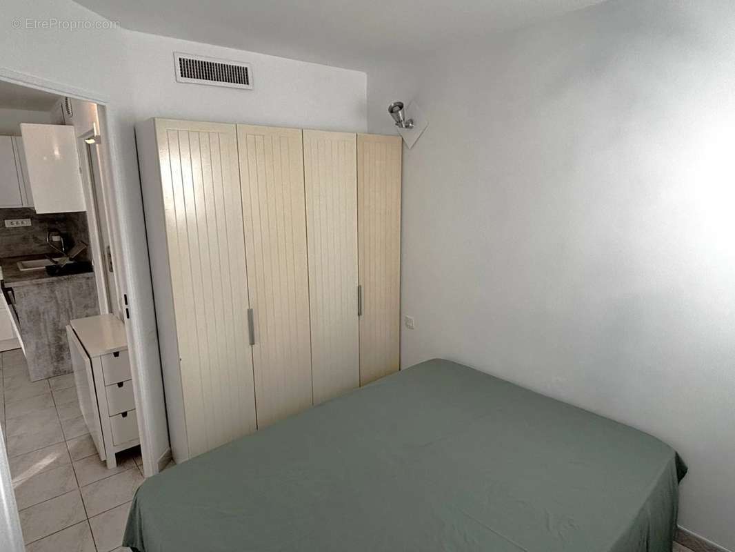 Appartement à VALLAURIS