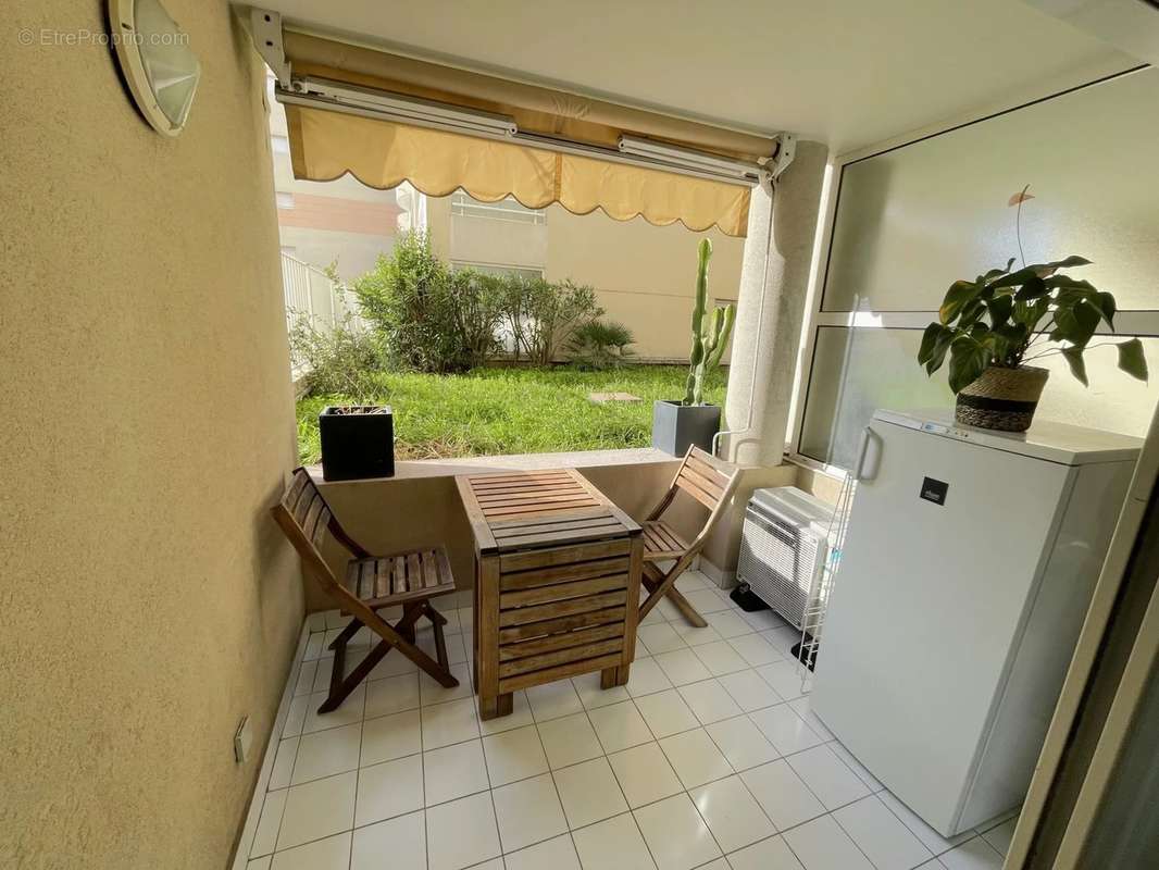 Appartement à VALLAURIS