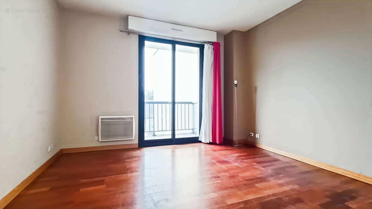 Appartement à ROSNY-SOUS-BOIS