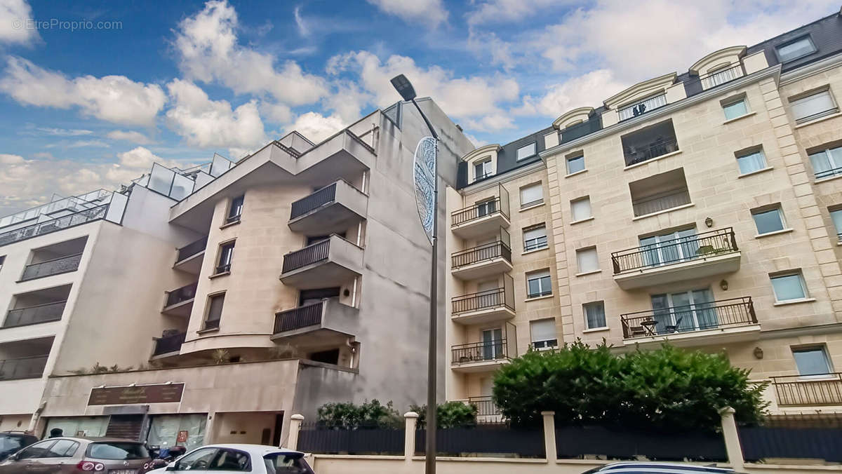 Appartement à ROSNY-SOUS-BOIS