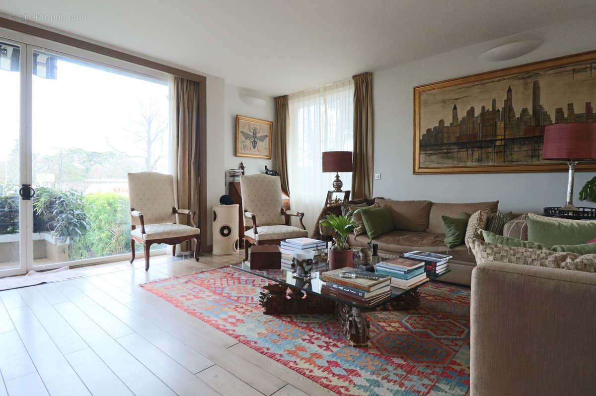 Appartement à BOULOGNE-BILLANCOURT