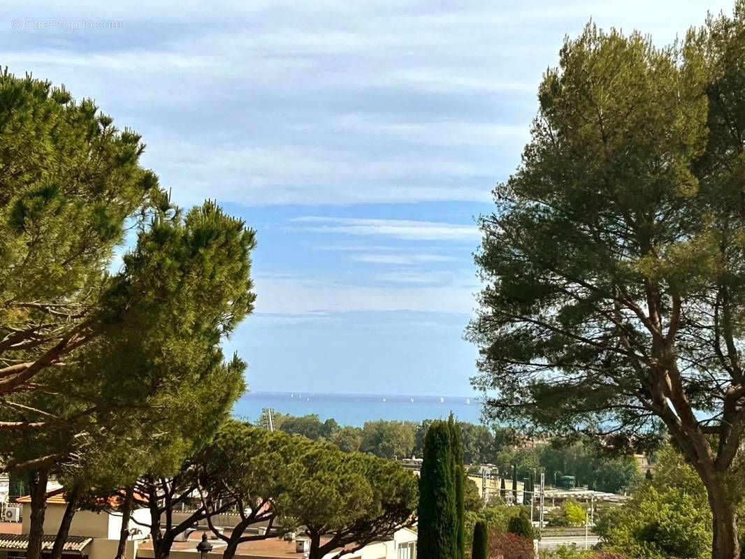 Appartement à CAGNES-SUR-MER