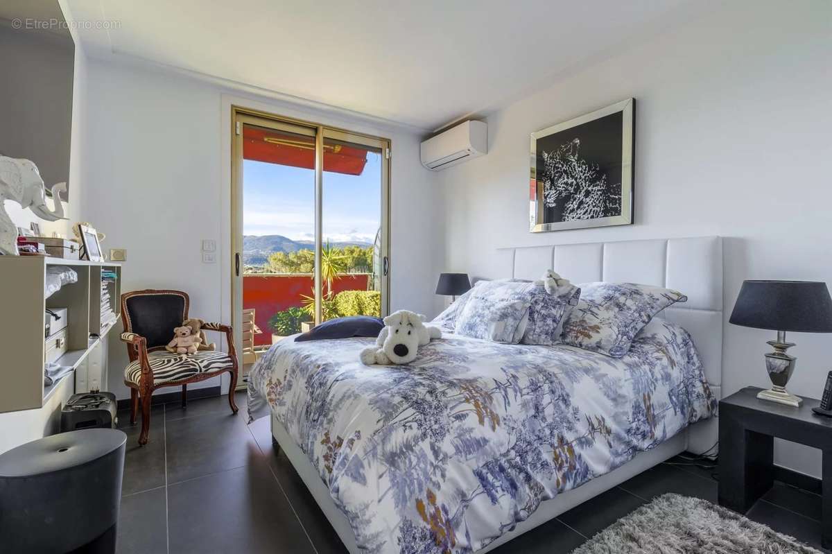 Appartement à CAGNES-SUR-MER