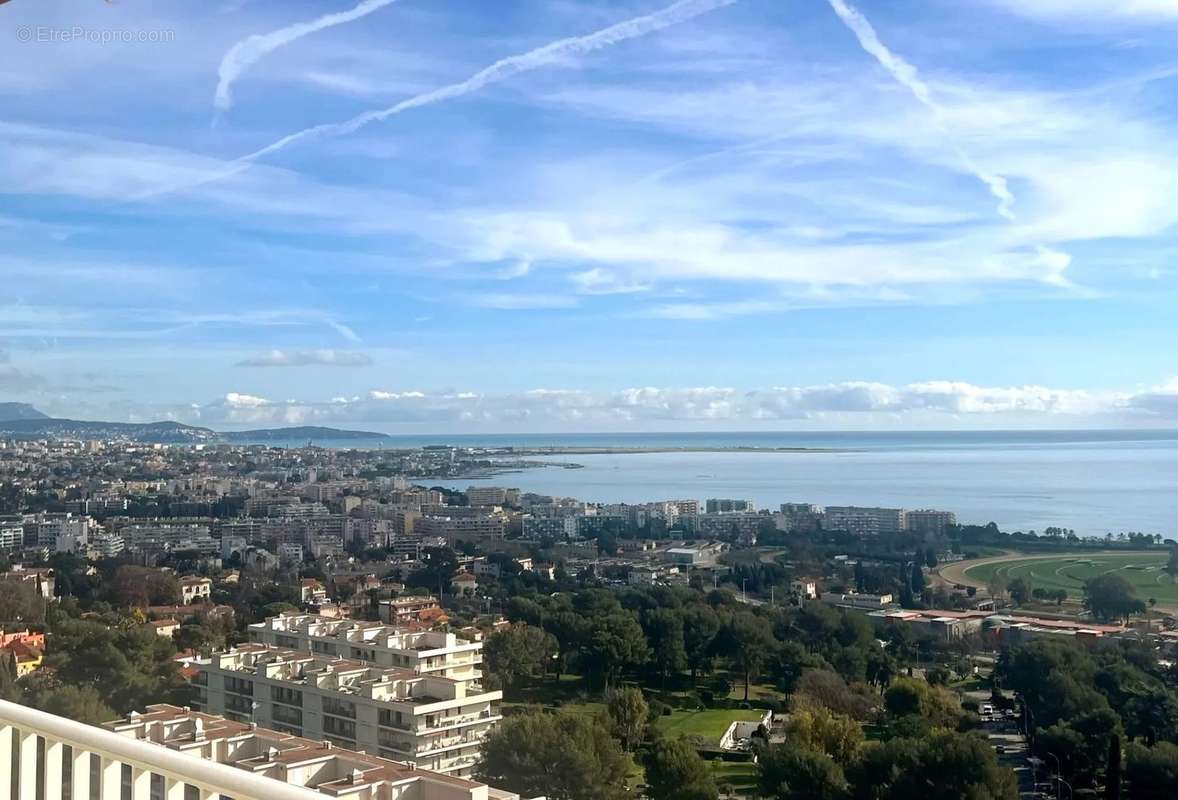 Appartement à CAGNES-SUR-MER